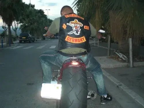 1226668057gross.webp