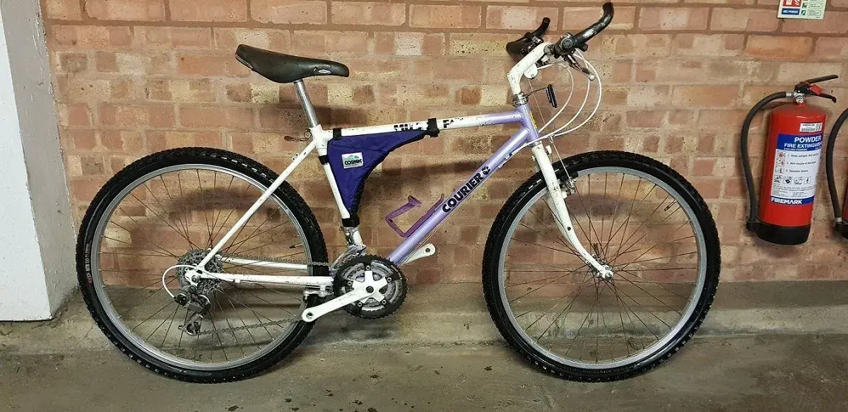 MF 1988 Courier image 02.webp