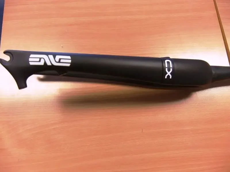 Enve CX forks 002.webp