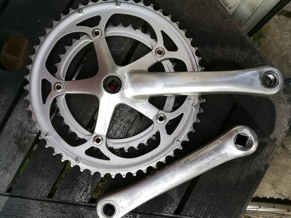 campagnolo chainset.jpg