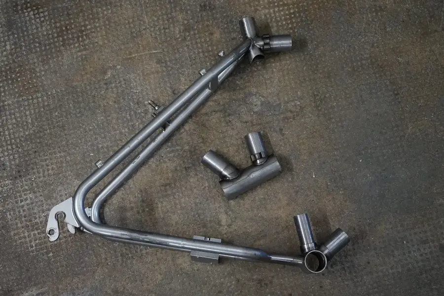 lugs rear ready for paint.webp