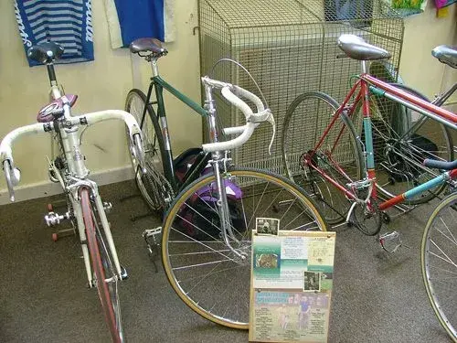 ClassicShow09.6.A.webp