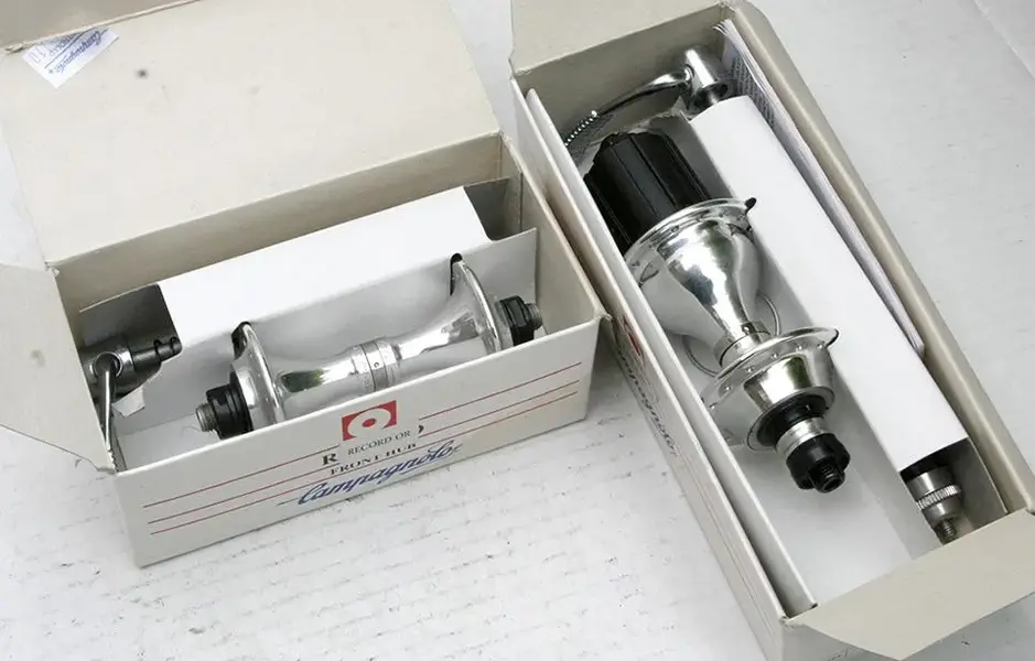 Campag-Record-OR-hubs.webp