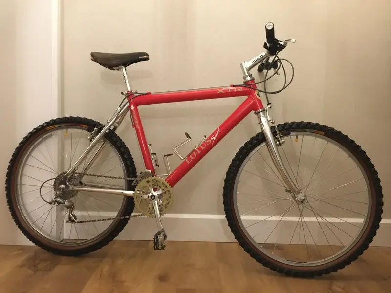 1994 Lotus Sport XTR (1).webp