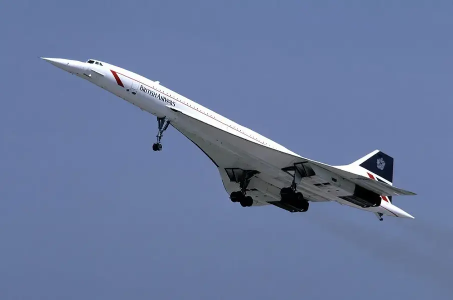 British_Airways_Concorde_G-BOAC_03.webp