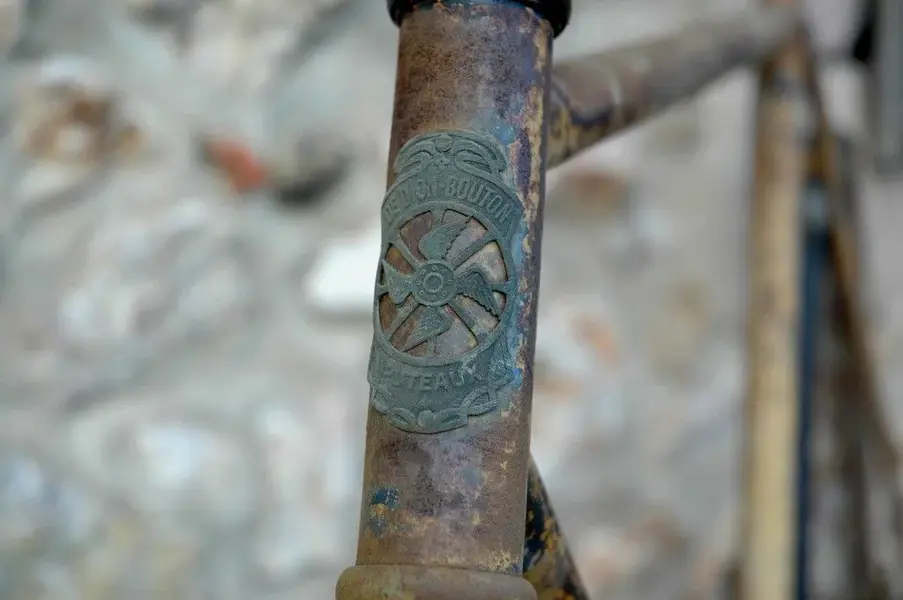 Headbadge.webp