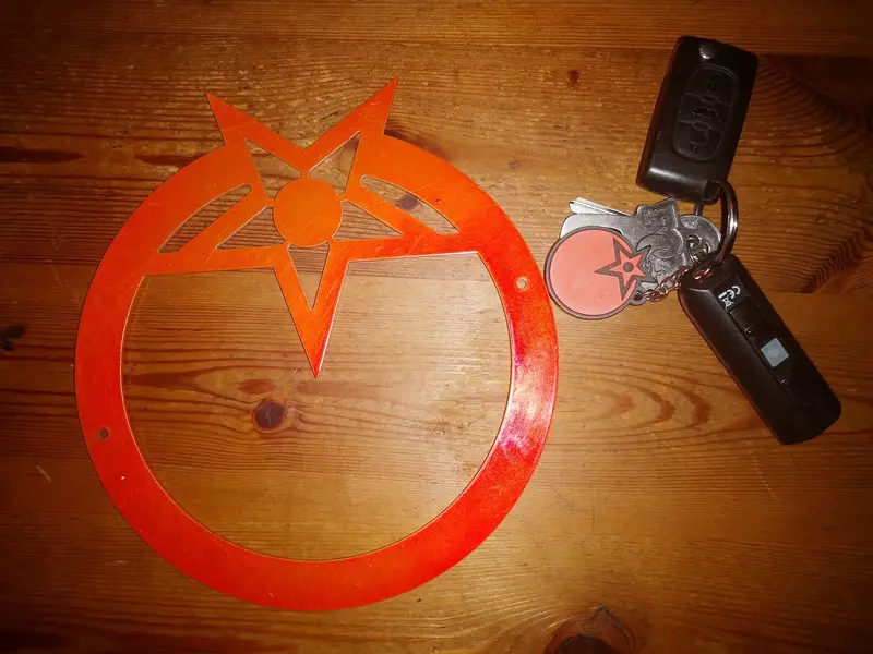 orange sign.webp