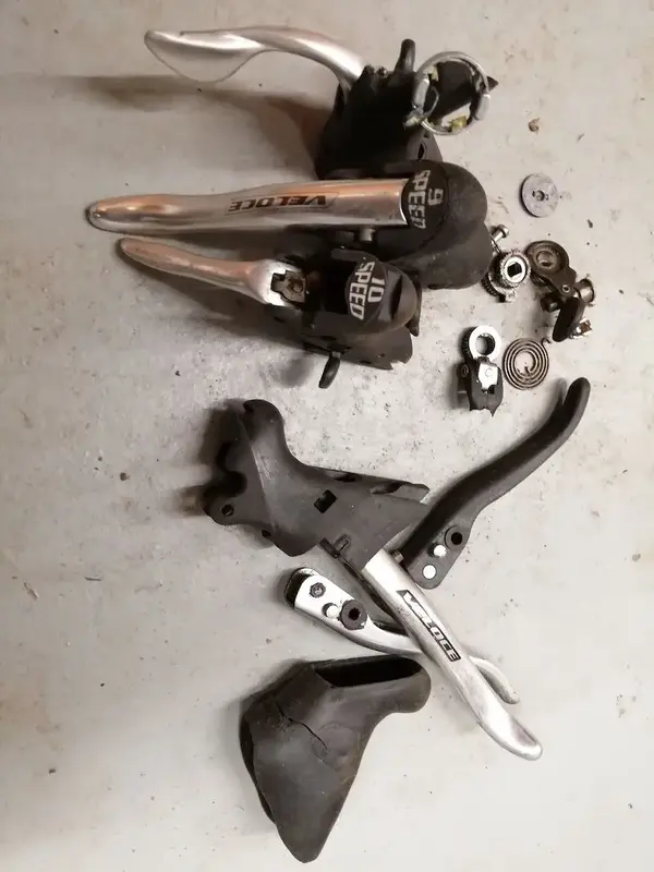 campag shifter spares.webp