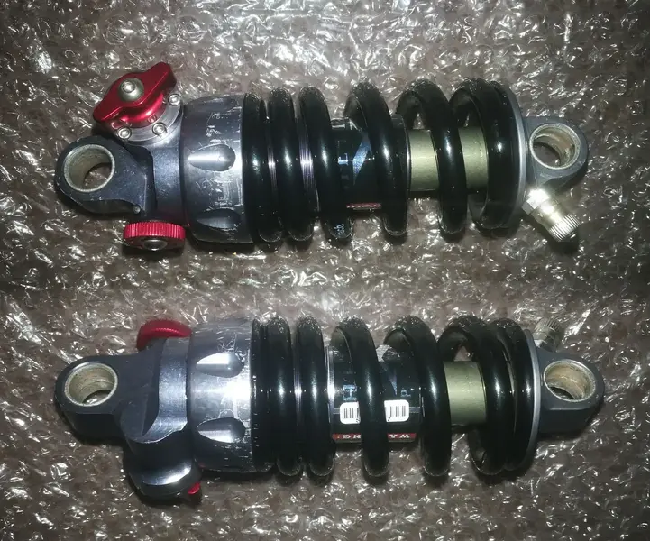 stratos helix2Small.webp