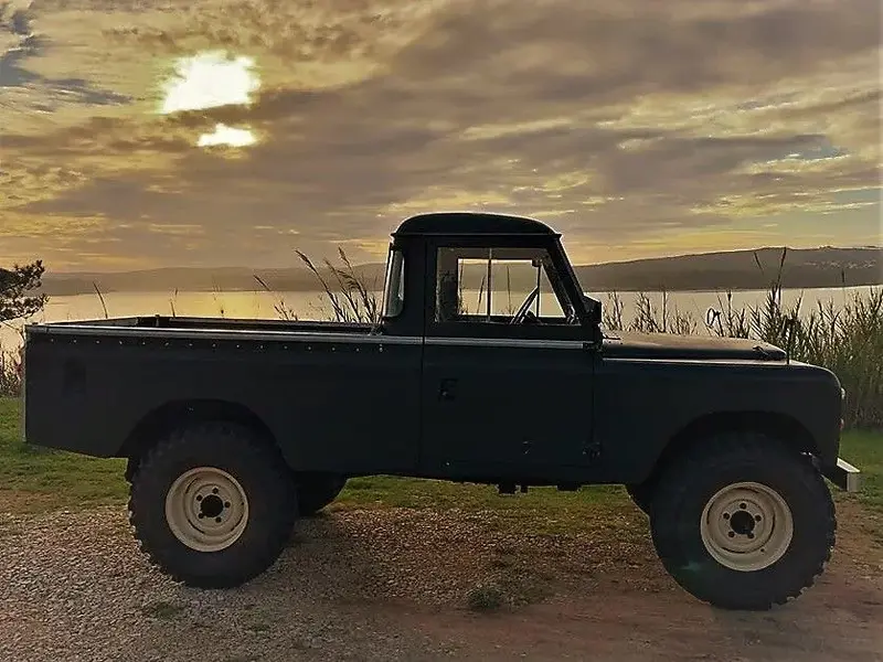 lr truck.webp