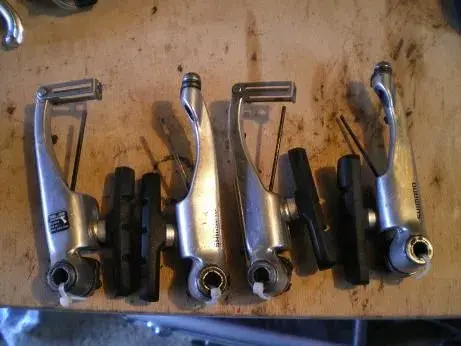 m600 v brakes, no bolts.webp