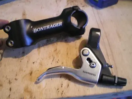 bonty stem and rh v lever.webp