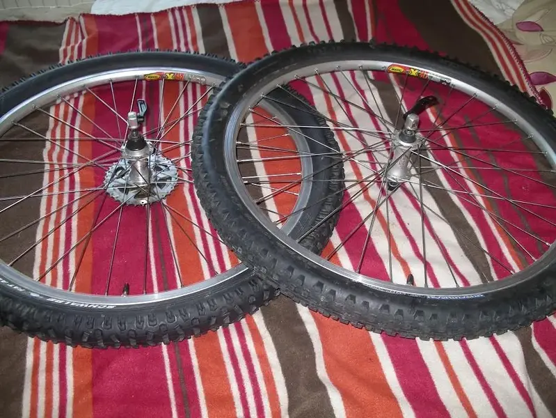 Shimano XT - STX - Mavic 517.webp