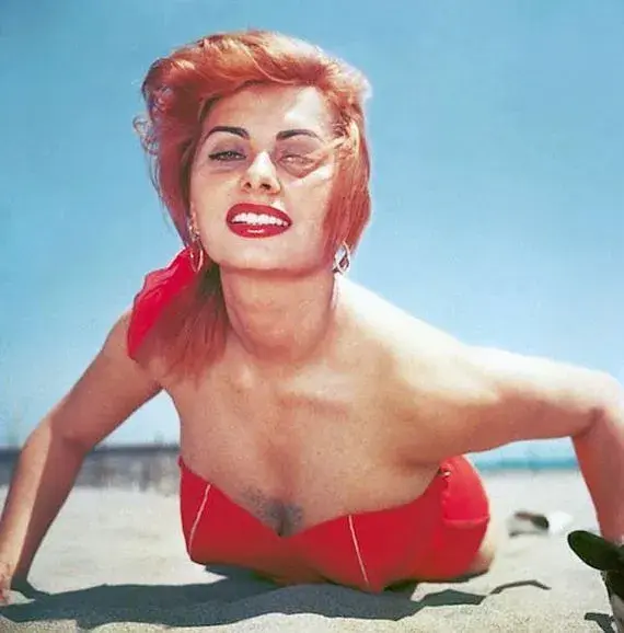 07-Sophia-Loren.webp