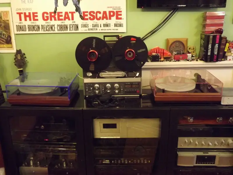 Turntable-2.webp