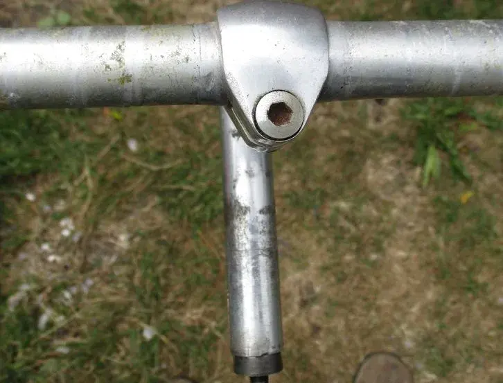 RRA Stem front.webp