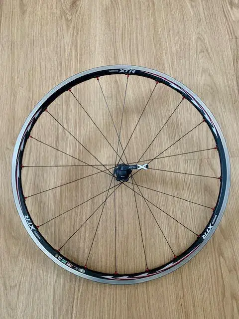 シマノ フロントホイールXTR WH-M970 希少品