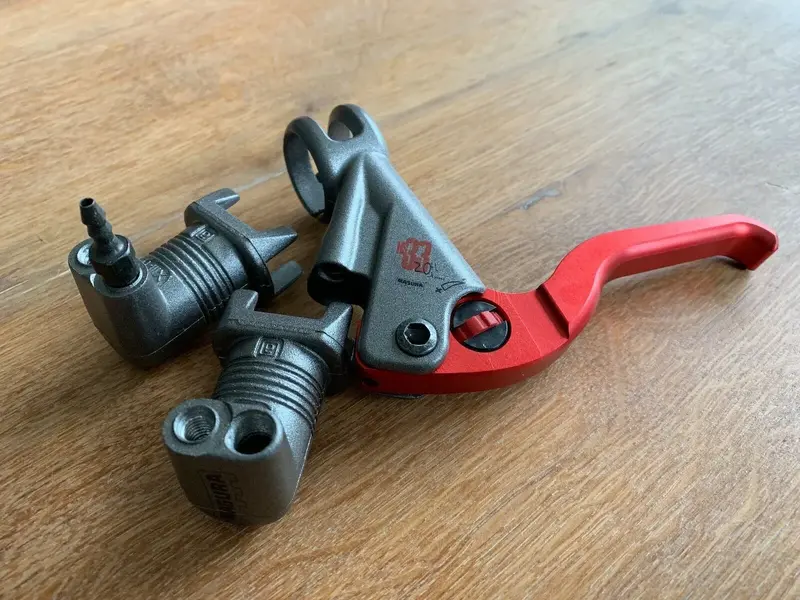 Magura HS33 Retro 20.webp