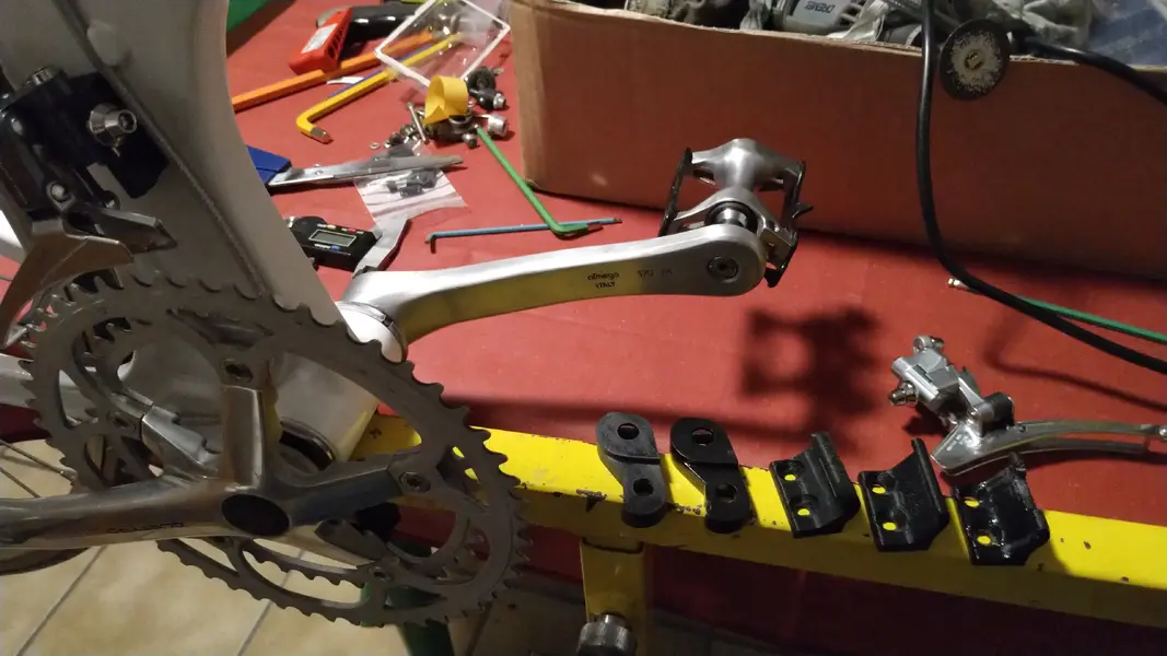 Kirk_Front_and_rear_deraileur_hanger.webp