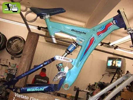 319922d1198101362-bianchi-mtb-frame-needs-identifying-bianch_dh.webp