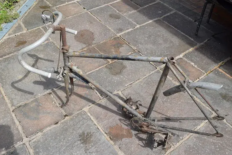 Alan's Raleigh frame.A.webp