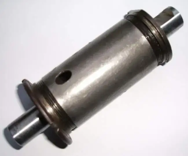 bayliss wiley oiler bottom bracket.webp