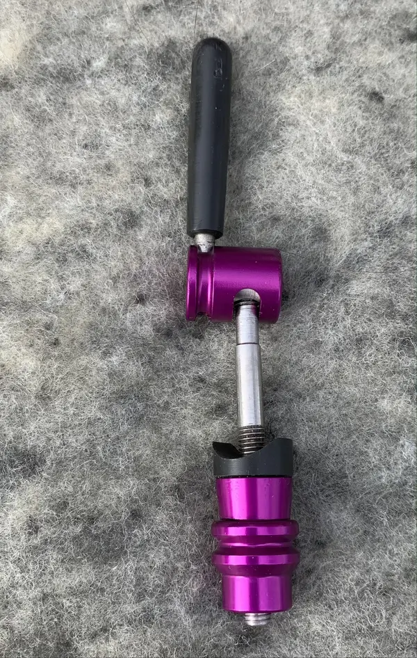 X LIte Seatpost.webp