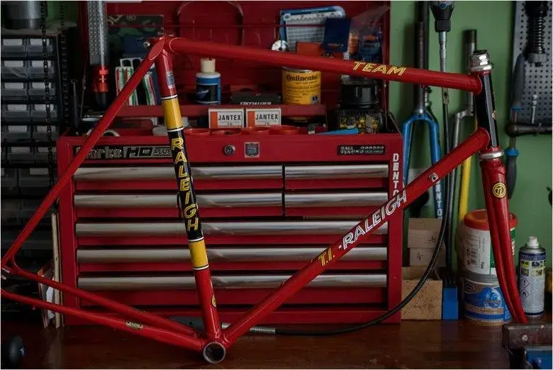 sb4059-1980-ti-raleigh-team-pro-reynolds-753-frame-and-fork.webp
