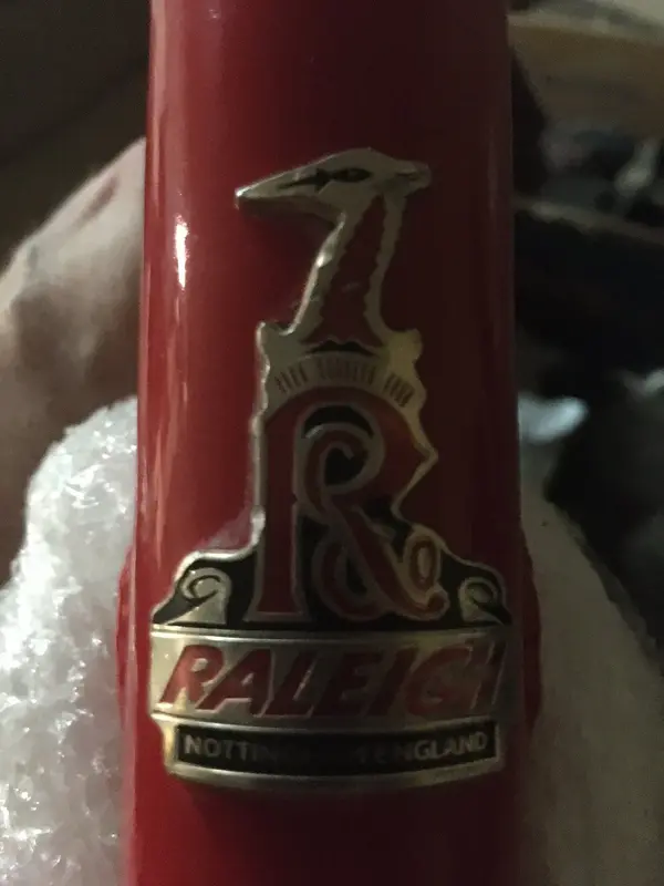 Raleigh Proline 400 HeadBadge.webp