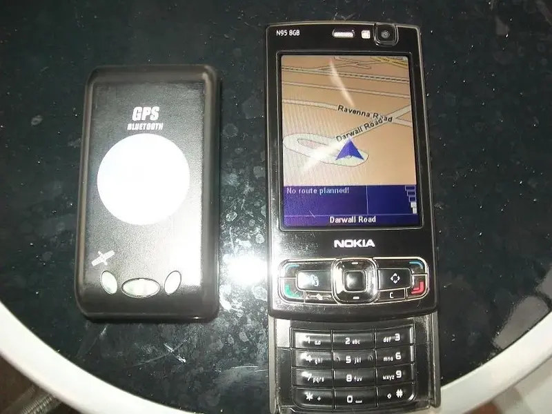fone2.webp