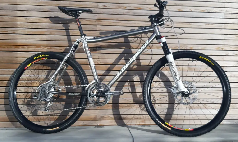 bike R side 1.webp