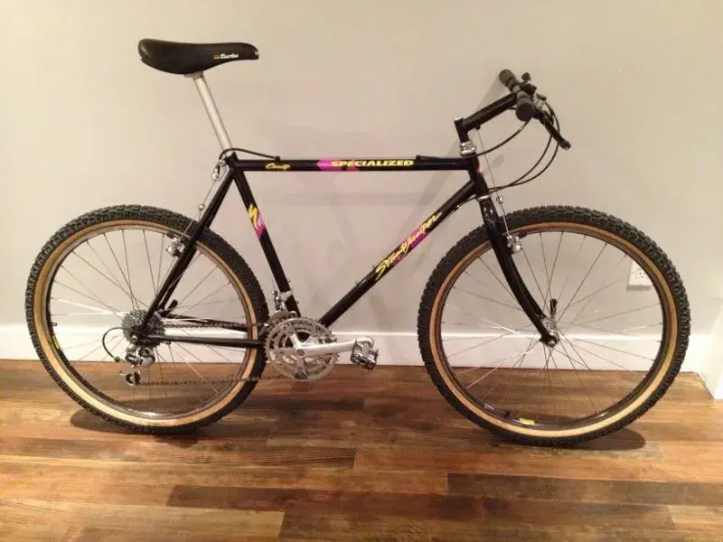 1989 stumpjumper comp black.webp