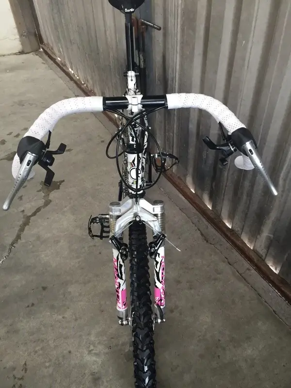 Roberts WSII-Suntour-Manitou..webp
