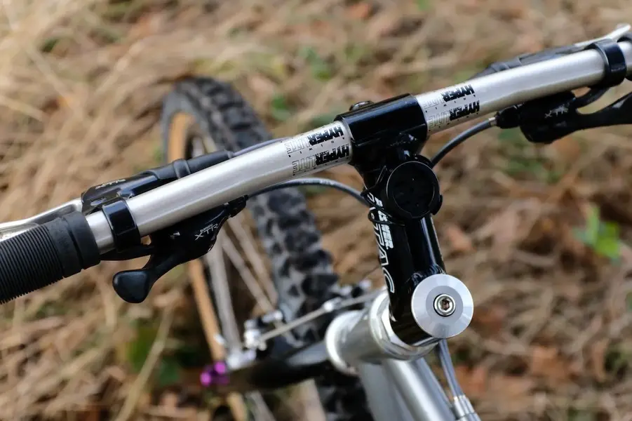 YETI-FRO-1991-1234-ride--22.webp