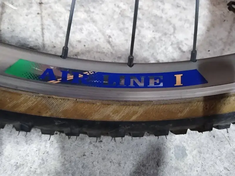 vuelta wheels.webp