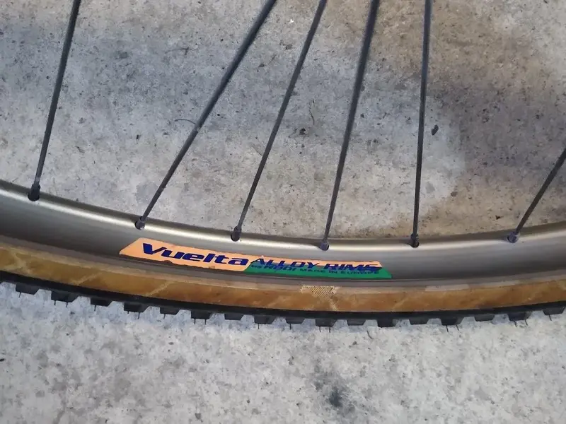 vuelta wheels 2.webp