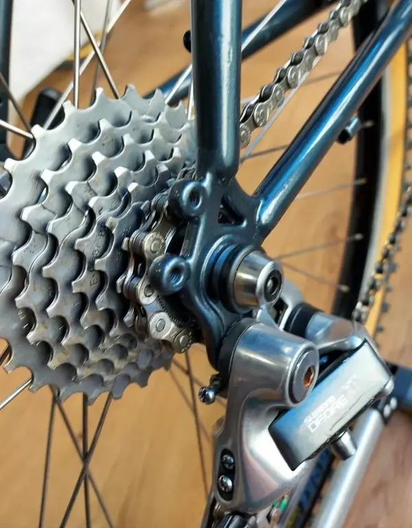 O-dropout_eyelets.webp
