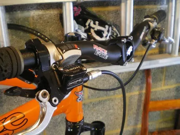 handle bar assembly.webp