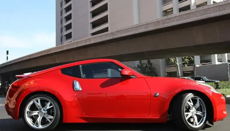 370z.webp