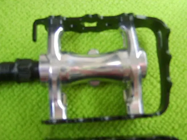 Pedals 008.webp