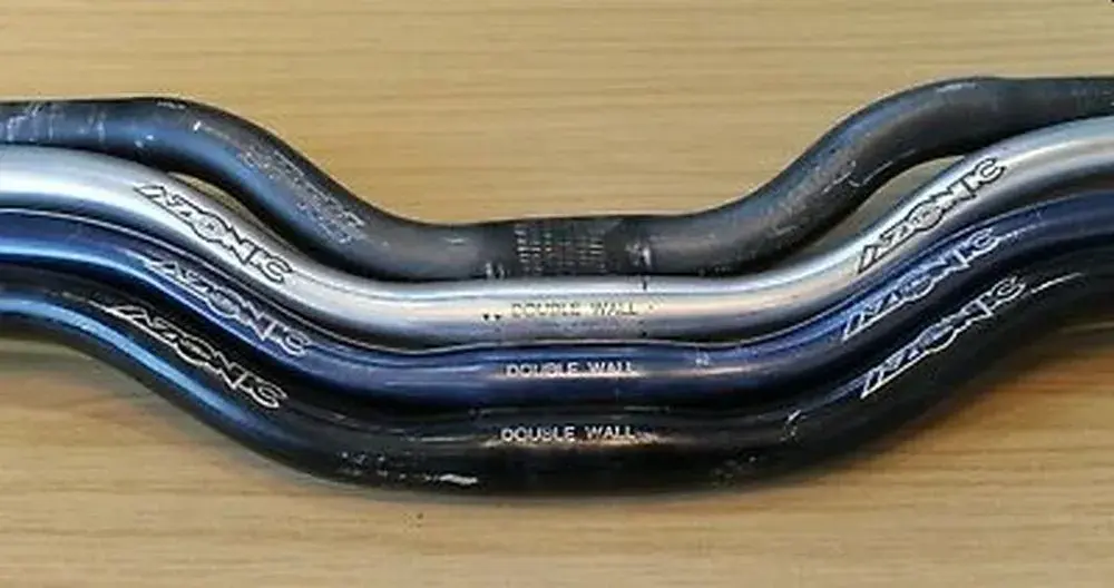 azonic risers.webp