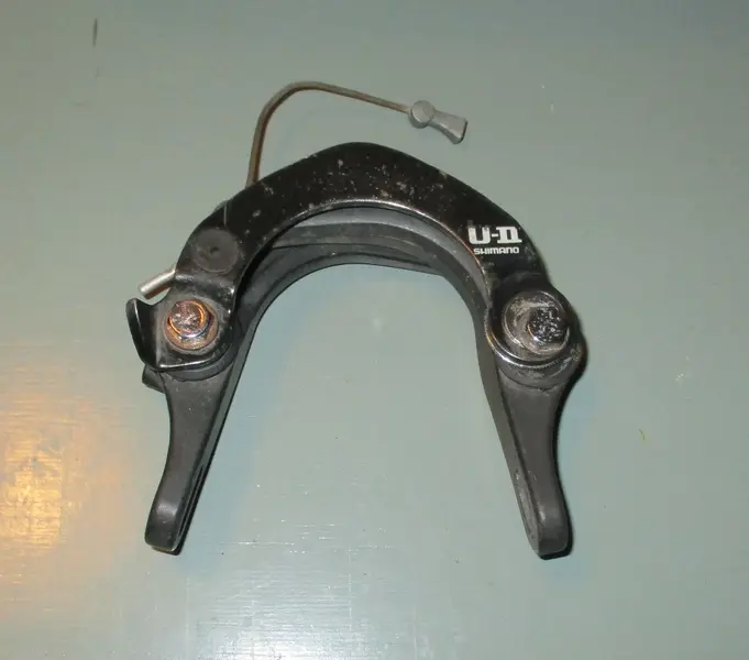 Black U brake .webp