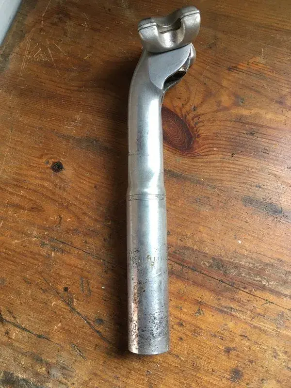 Campag seatpost RB.webp
