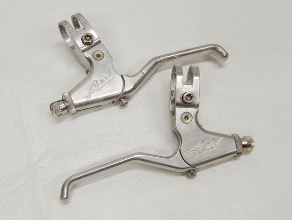 avid_ultimate_cncd_brake_levers...1_lg.jpg