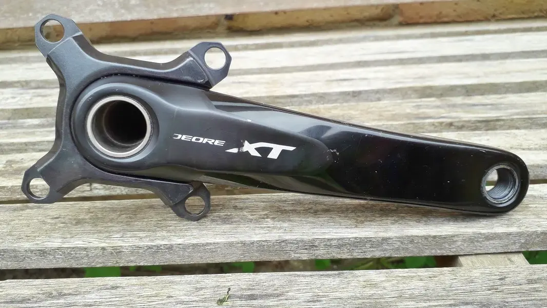 m8003.webp