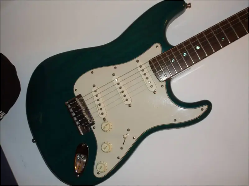 strat2.webp