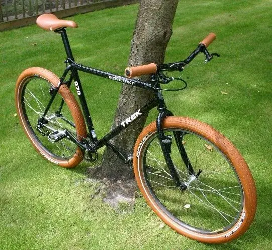 2009_0814AC1.webp
