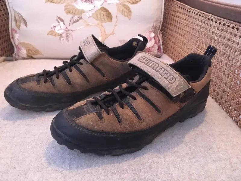 shimano mtb shoes.webp