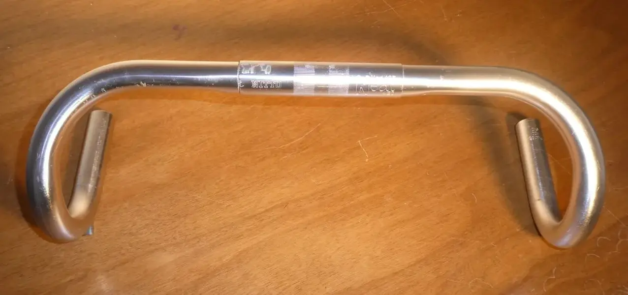 bars R.webp