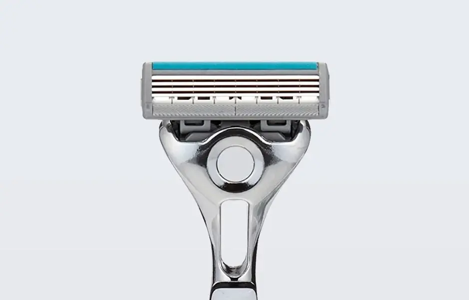 Quattro-titanium-sensitive-blades-05.jpg